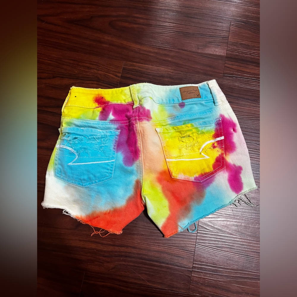 American Eagle Outfitters size 2 tie dye shorts